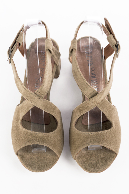 Tan beige women's open back sandals, with crossed straps. Round toe. Low flare heels. Top view - Florence KOOIJMAN